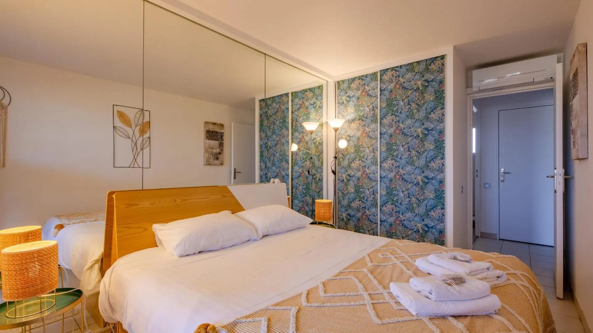 Appartement La Perle Marine - Welkeys Cogolin 0*,  France